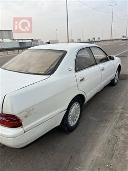 تۆیۆتا کراون